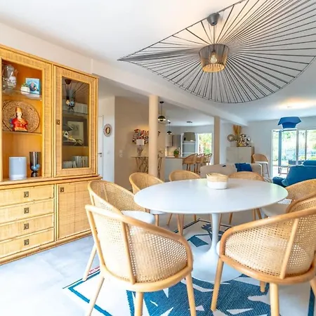 33 L Pool & Gym L Shellter * Grimaud